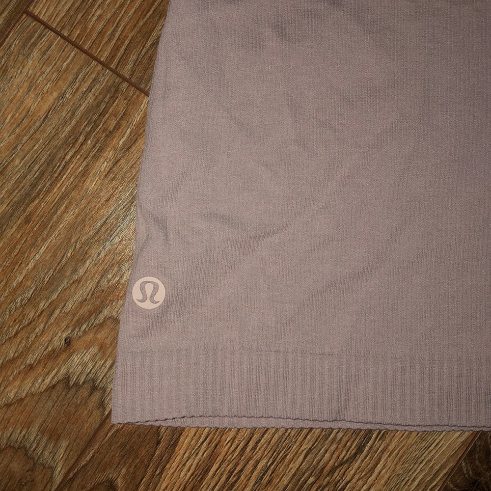 Lululemon Seek Simplicity Tank 2 ways (6)